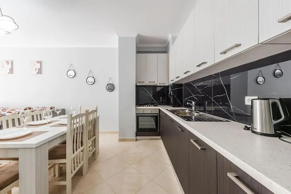 Apartment The City Comfort Jedas By Ps Durres Albania